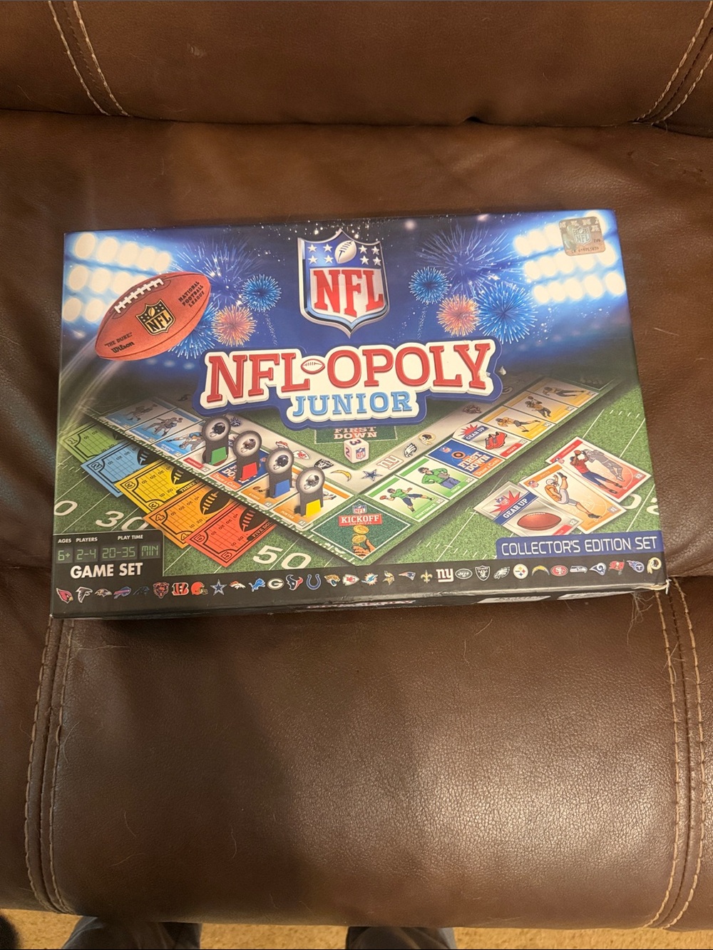 NFL NFL-Opoly Junior Board Game - Blue, Red, Green